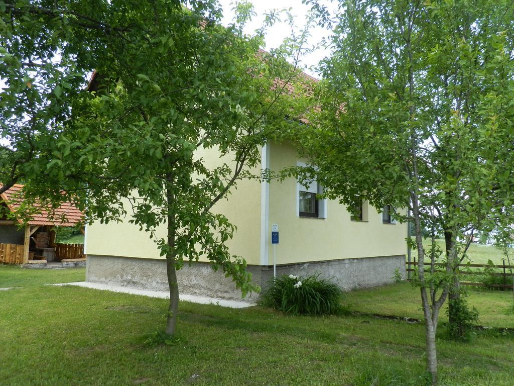 Holiday Home Lana Saborsko Rom bilde